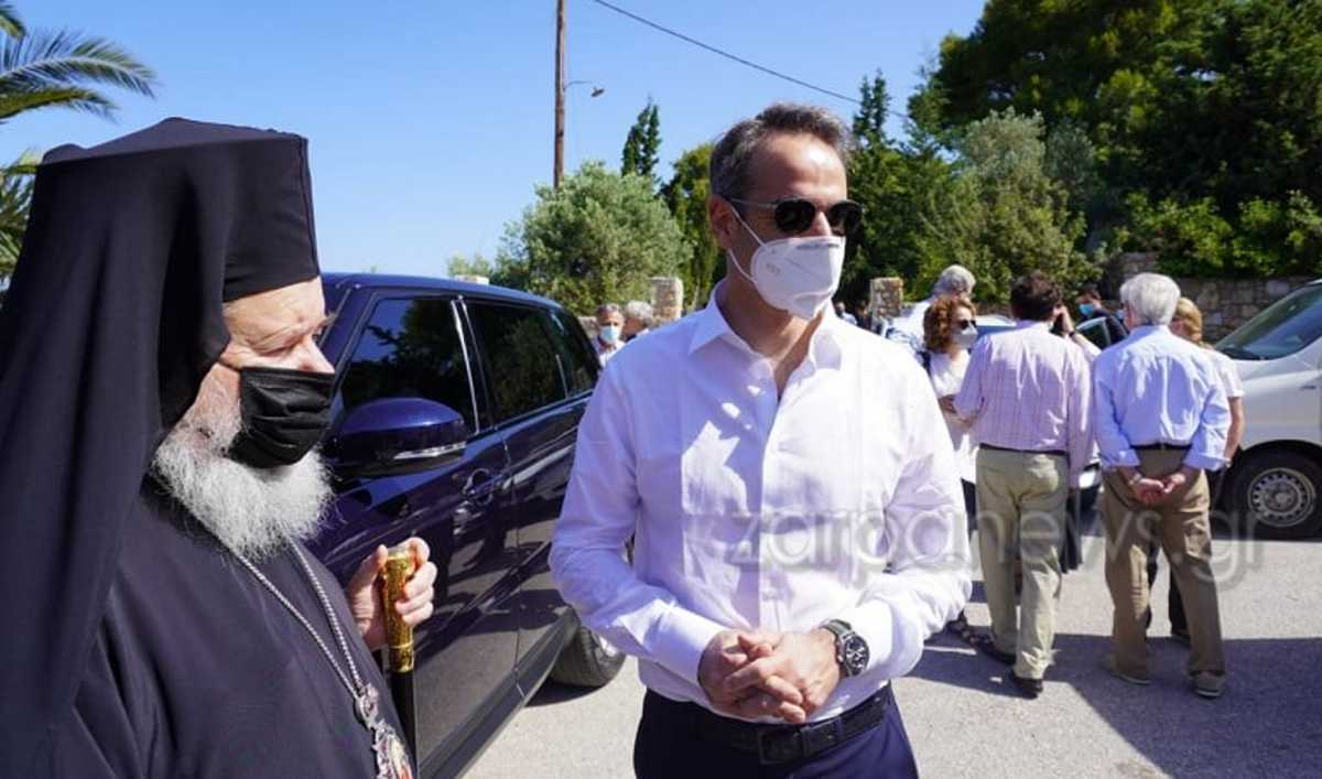 Χανιά: Παρουσία του Πρωθυπουργού το μνημόσυνο για τα τέσσερα χρόνια από τον θάνατο του Κωνσταντίνου Μητσοτάκη (pics, vid)