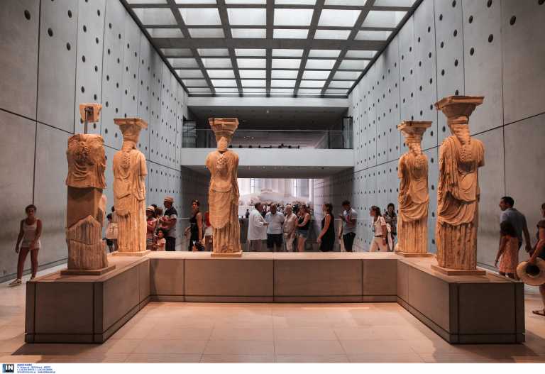 Το Μουσείο Ακρόπολης υποδέχεται ξανά τους επισκέπτες του – Οι αλλαγές που έγιναν στο lockdown
