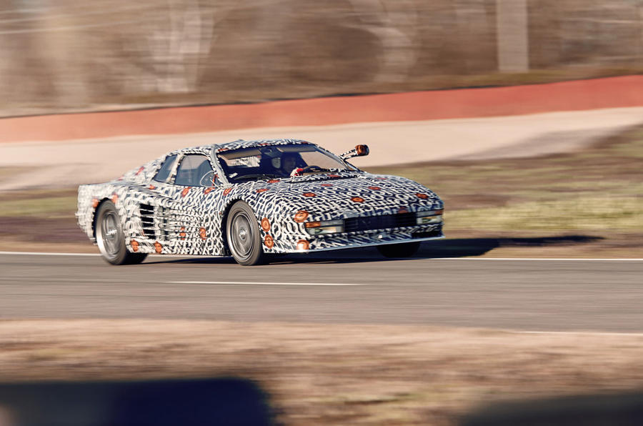 Η θρυλική Ferrari Testarossa επιστρέφει σε σύγχρονη μορφή (pics)