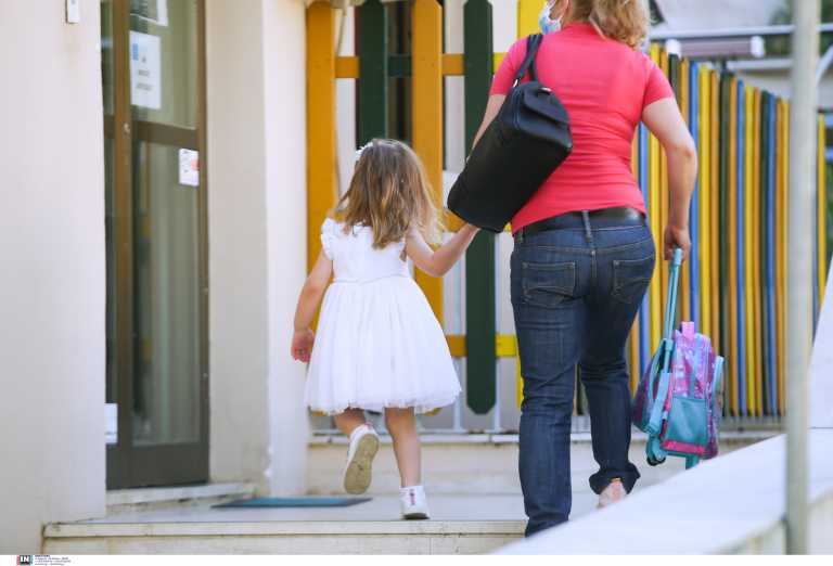 ΟΠΕΚΑ: Καταβλήθηκε για πρώτη φορά το Επίδομα Αναδοχής