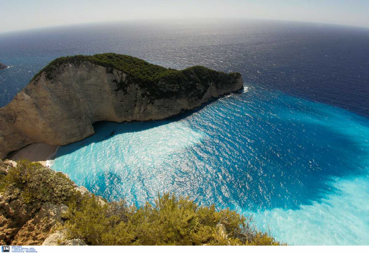 Μυζήθρες: Η ελληνική παραλία με το παράξενο όνομα και γιατί τη λένε έτσι