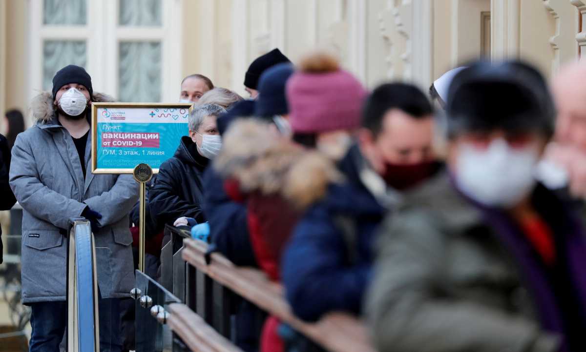 Ρωσία: 393 νεκροί και σχεδόν 10.000 νέα κρούσματα κορονοϊού