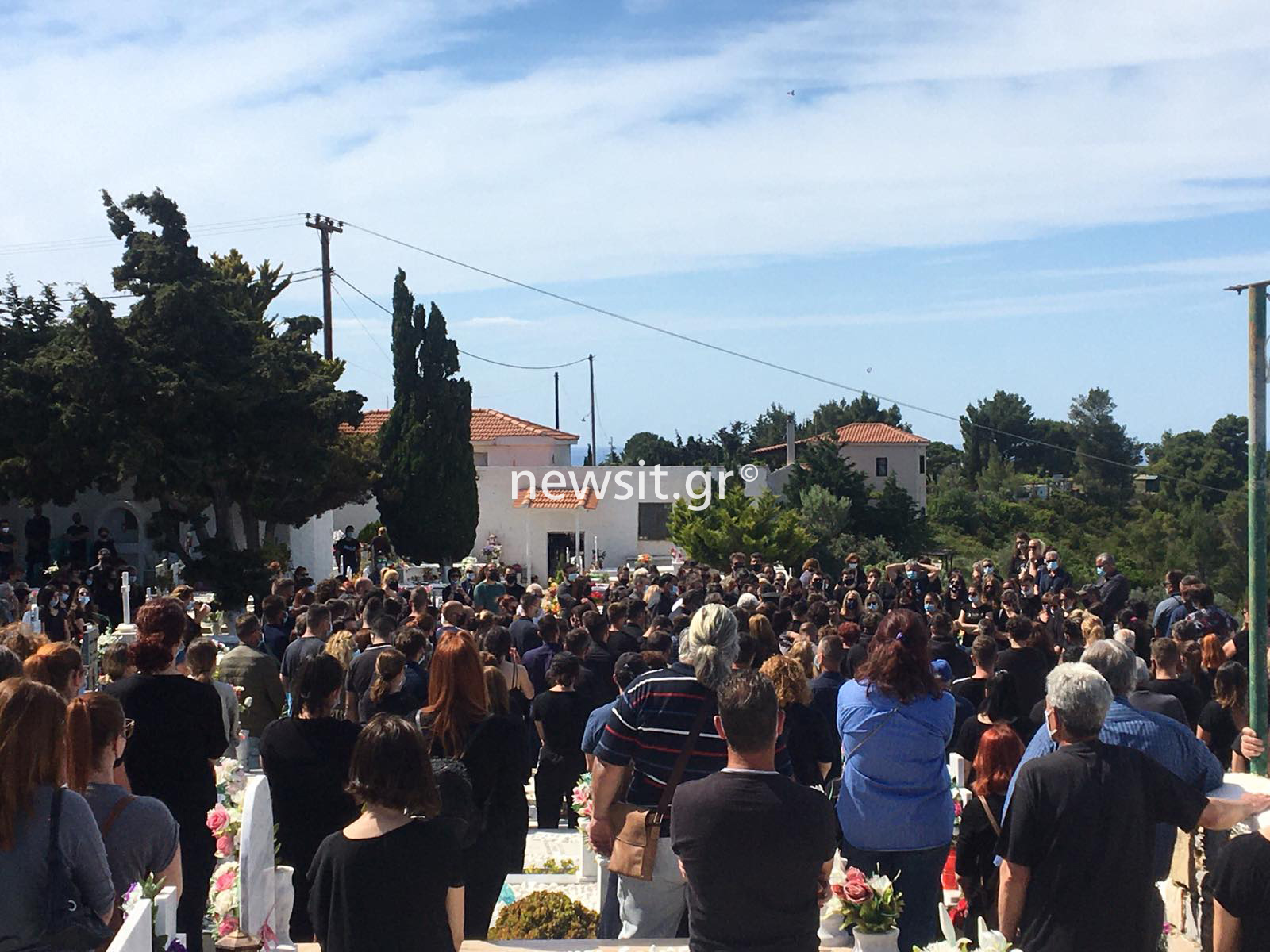 «Η κόρη μας θα μεγαλώσει και δεν θα θυμάται την υπέροχη μανούλα της» – Ο σπαραγμός του συζύγου της για την Κάρολαϊν