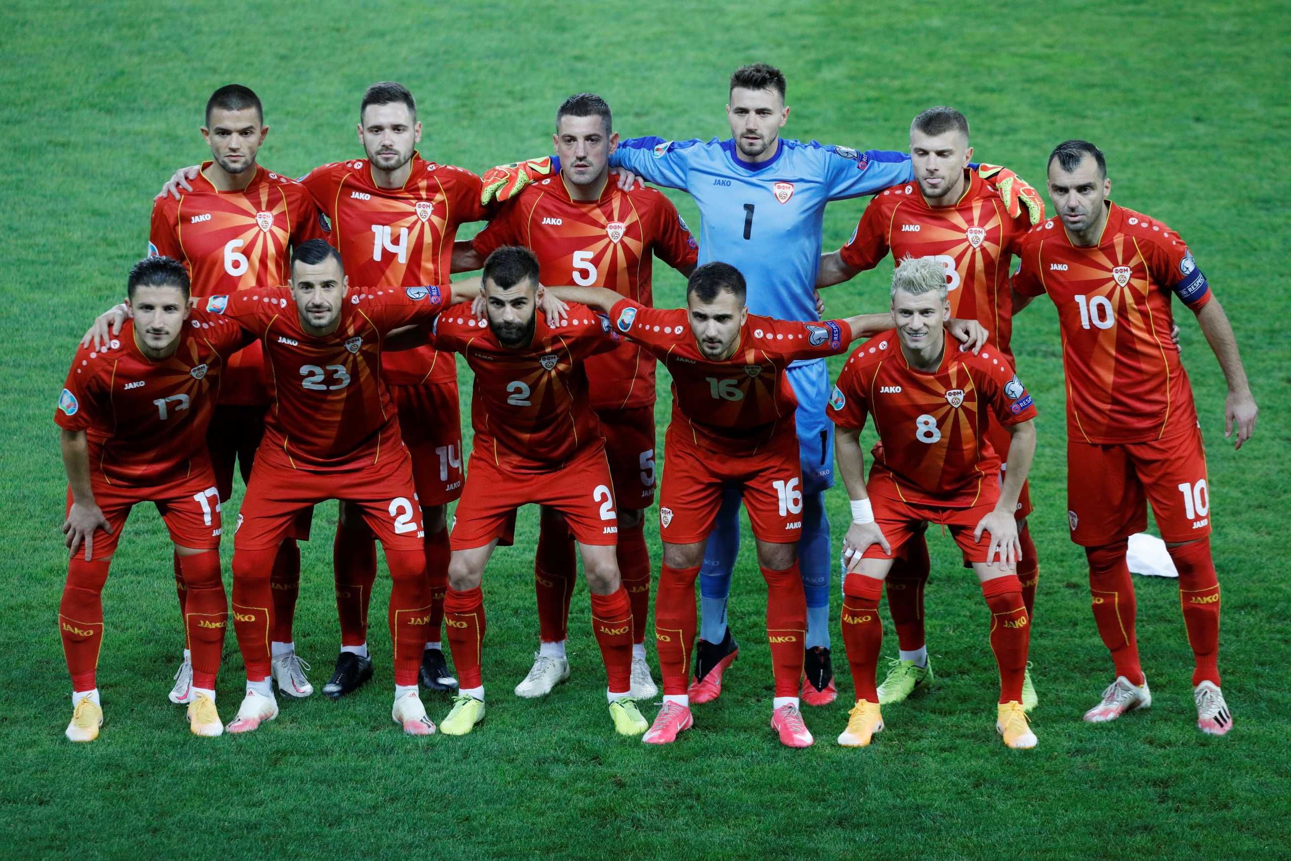 FILE PHOTO: Soccer Football - Euro 2020 Qualification Play off - North Macedonia v Kosovo - National Arena Toshe Proeski Stadium, Skopje, North Macedonia - October 8, 2020 North Macedonia players pose for a team group photo before the match
