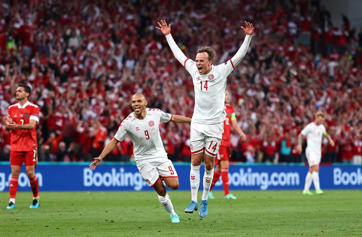 Euro 2020: Αδιανόητη «φωτοβολίδα» του Ντάμσγκααρντ βάζει την Δανία στο «κόλπο» της πρόκρισης