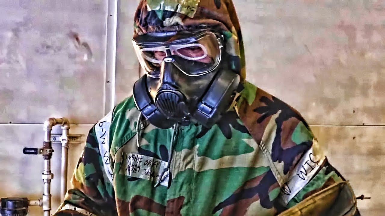 F-22: Έτσι ετοιμάζονται για μάχη τα stealth αεροσκάφη σε χημικό-βιολογικό πόλεμο! [vid]