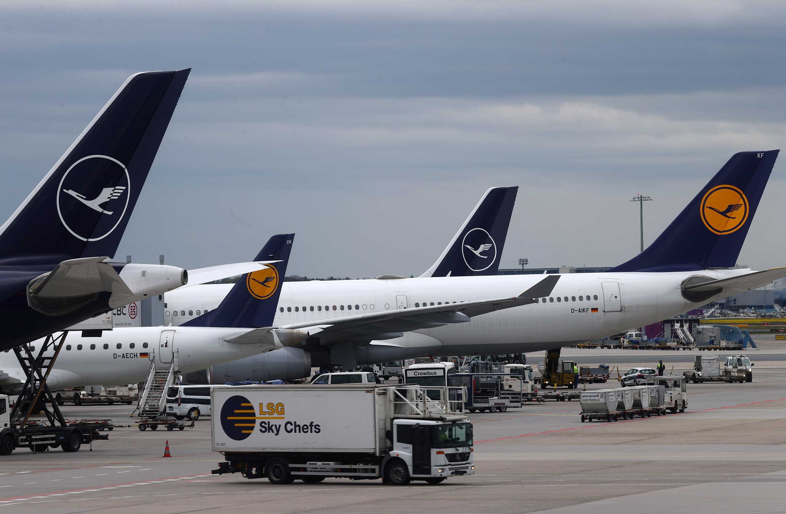 FILE PHOTO: Planes of German air carrier Lufthansa are photographed at the day of the airline's annual general meeting at the airport in Frankfurt, Germany, May 4, 2021.  REUTERS
