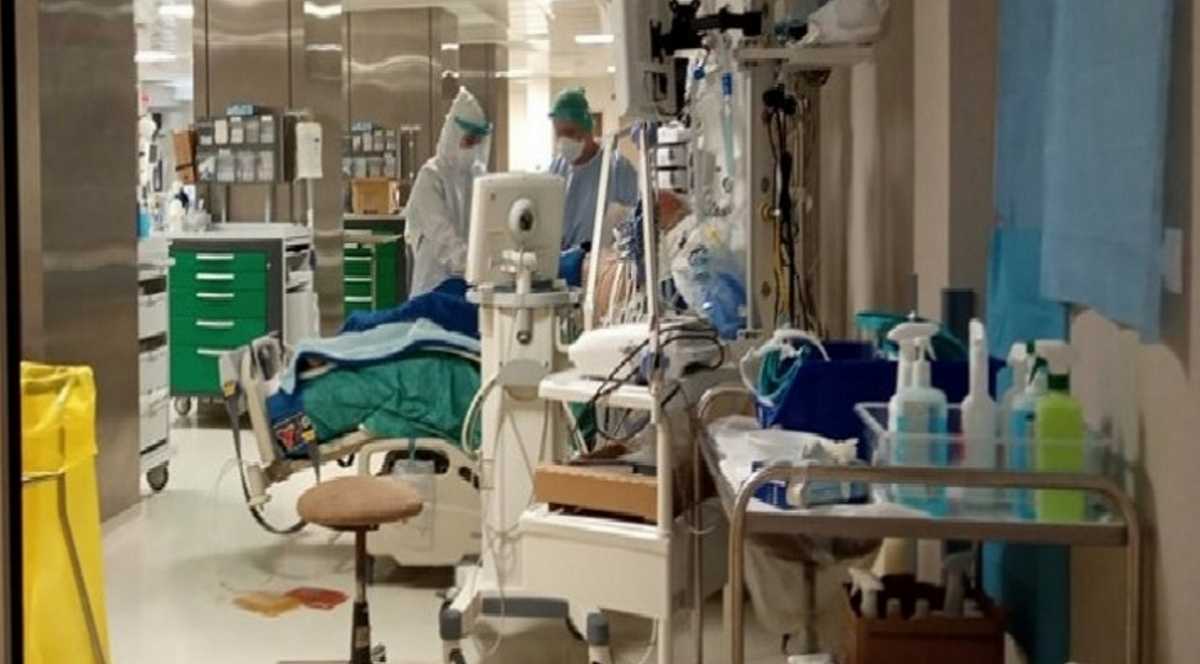 Κορονοϊός – Φθιώτιδα: Έχασε τη μάχη 67χρονος που νοσηλευόταν στη ΜΕΘ δύο μήνες