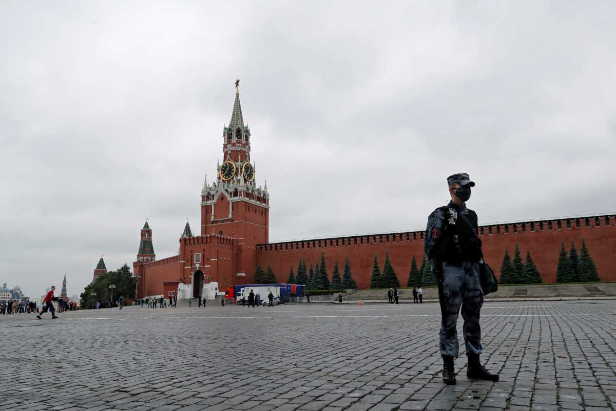 Μόσχα: Ο δήμαρχος κήρυξε αργία μίας εβδομάδας για να αναχαιτίσει το «ξέσπασμα» του κορονοϊού