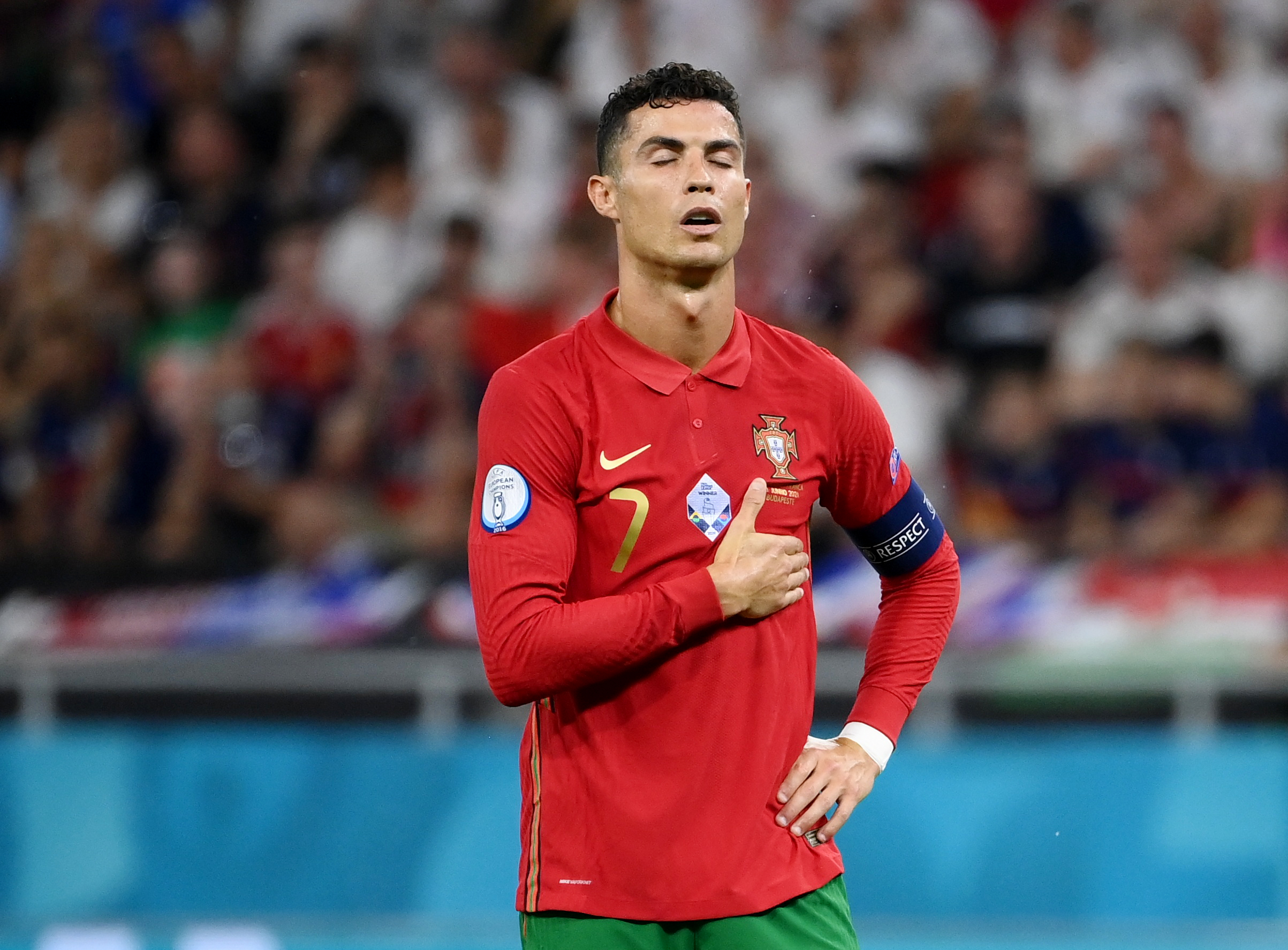 Soccer Football - Euro 2020 - Group F - Portugal v France - Puskas Arena, Budapest, Hungary - June 23, 2021 Portugal's Cristiano Ronaldo prepares to take a penalty Pool via REUTERS