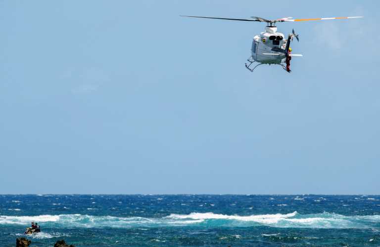 Μαδαγασκάρη: Συνετρίβη ελικόπτερο που αναζητούσε επιζώντες – Για 12 ώρες πάλευε με τα κύματα ο υφυπουργός Χωροφυλακής