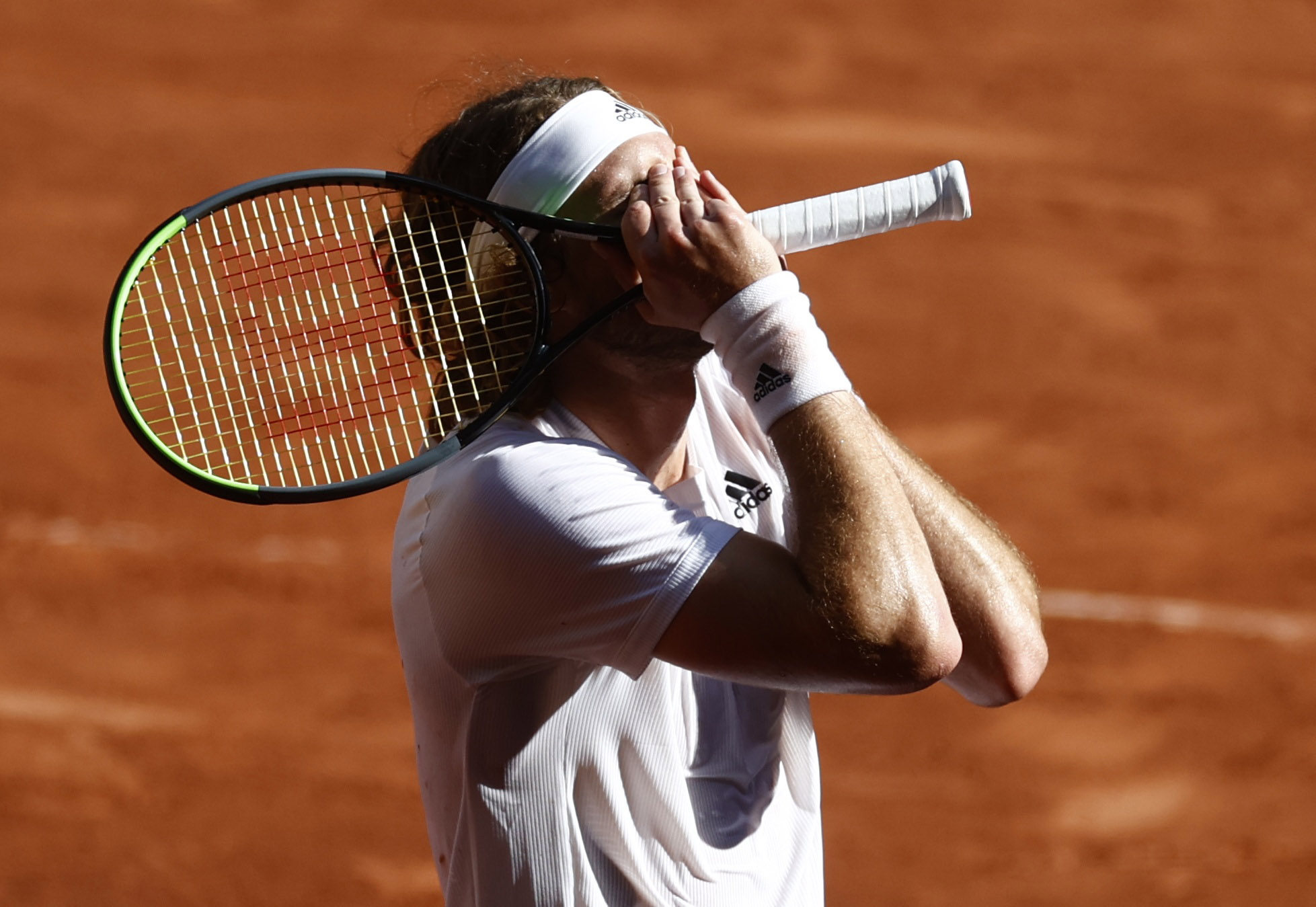 Tennis - French Open - Roland Garros, Paris, France - June 11, 2021 Greece's Stefanos Tsitsipas celebrates winning his semi final match against Germany's Alexander Zverev REUTERS