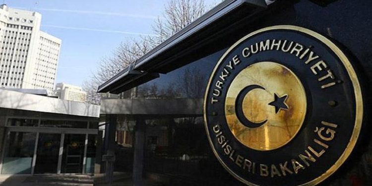 «Έξαλλη» η Άγκυρα με MED7: Μεροληπτούν υπέρ των μαξιμαλιστικών θέσεων Ελλάδας – Κύπρου