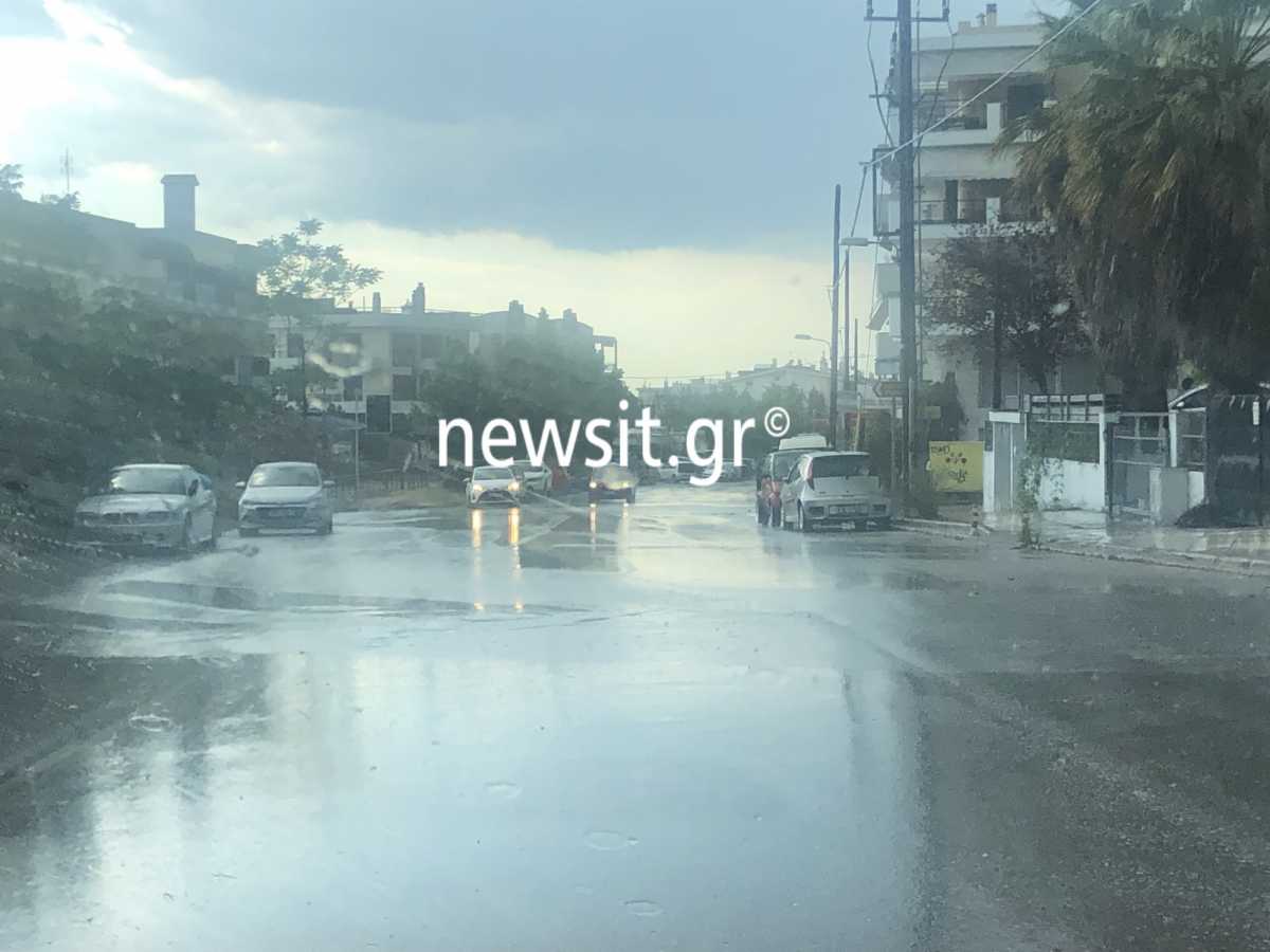 Καιρός – Θεσσαλονίκη: Δυνατή καταιγίδα και χαλάζι – Αδιάβατοι οι δρόμοι (pics)