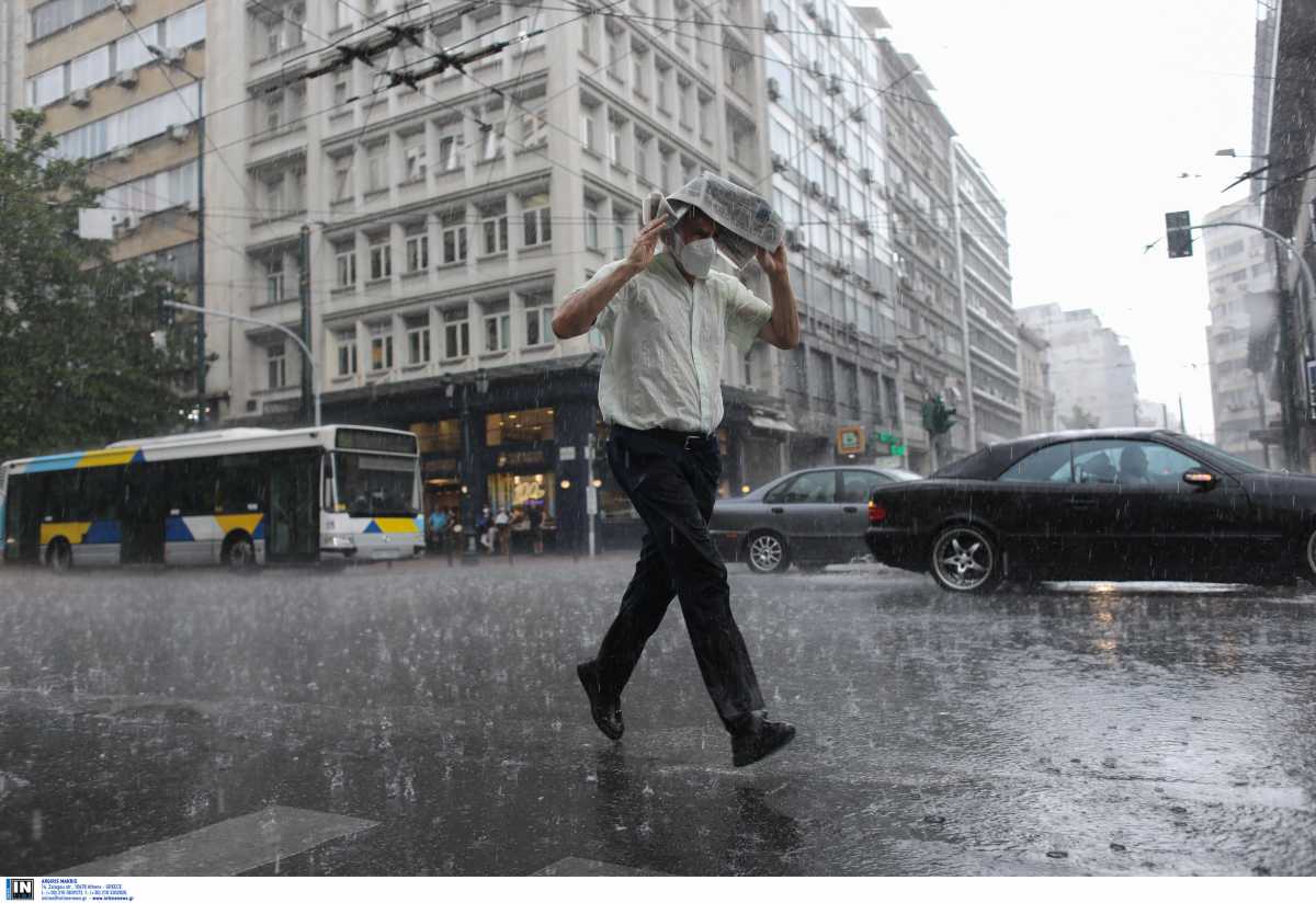 Καιρός – Σάκης Αρναούτογλου: Επικίνδυνες βροχές και καταιγίδες από την Τετάρτη