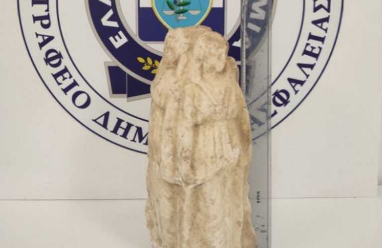 Κιλκίς: Προσπάθησαν να πουλήσουν αρχαίο αγαλματίδιο για 40.000 ευρώ - Τρεις συλλήψεις