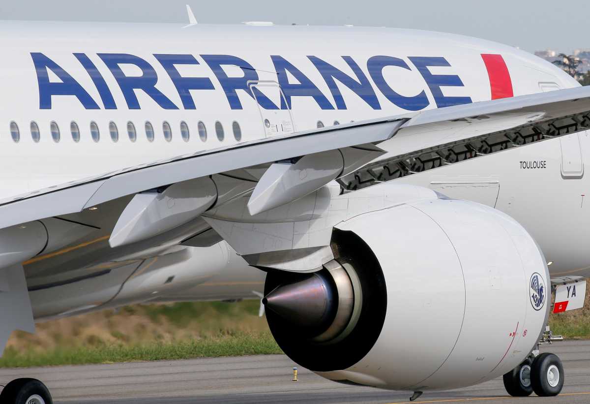 Λήξη συναγερμού στο Παρίσι – Δεν βρέθηκε εκρηκτικός μηχανισμός στο αεροπλάνο της Air France