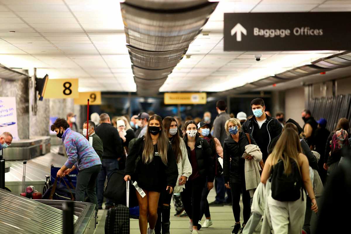 ΗΠΑ: Πιέσεις από τις αεροπορικές εταιρίες για χαλάρωση των ταξιδιωτικών περιορισμών