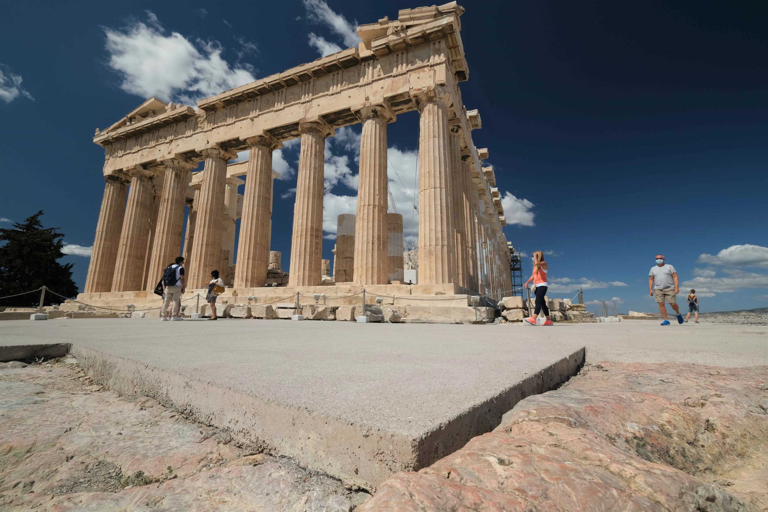 Ακρόπολη: Γίνεται απόλυτα προσβάσιμη για ΑμεΑ – Ολοκληρώνονται οι υποδομές