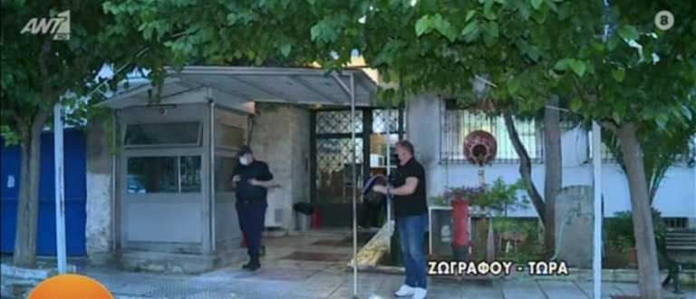 Επίθεση στο ΑΤ Ζωγράφου: Πέταξαν πέτρες και ξύλα – Έσπασε η τζαμαρία