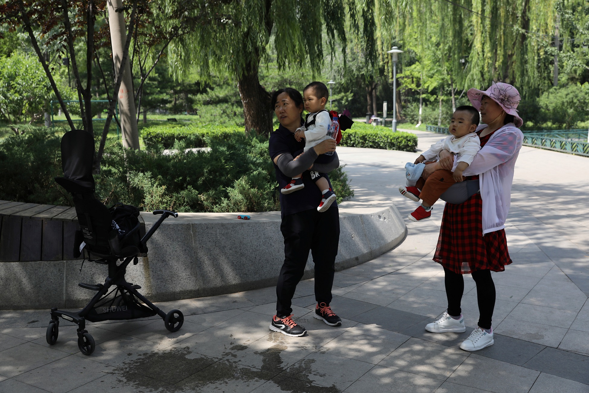 Τρίτο παιδί; όχι ευχαριστώ λέει οι νέοι στην Κίνα