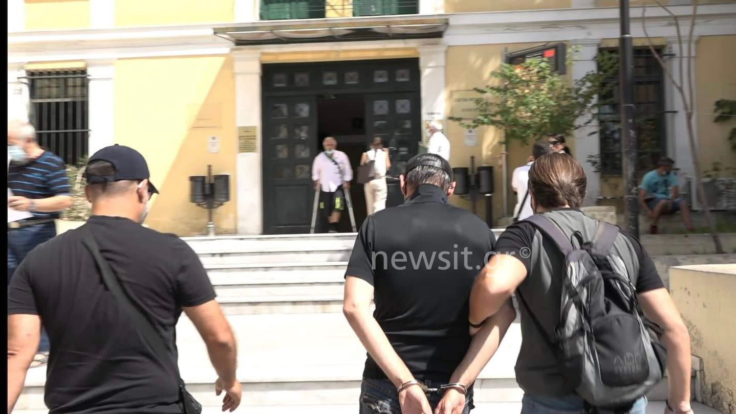 Εθνική Πινακοθήκη: Στον εισαγγελέα για τη κλοπή του Πικάσο και του Μοντριάν
