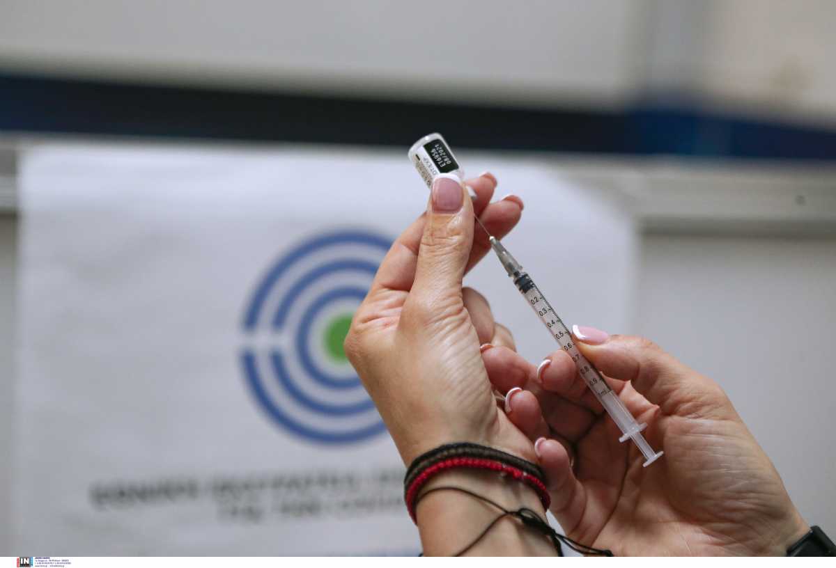 Κορονοϊός: Αυτός είναι ο σχεδιασμός για την τρίτη δόση του εμβολίου