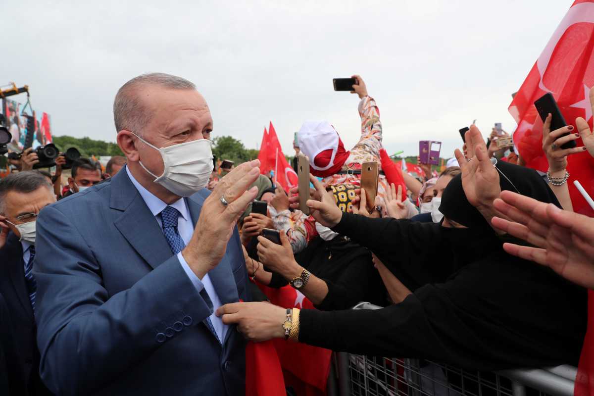 Ο Ερντογάν δεν «ακούει» κανέναν: Κήρυξε την κατασκευή της διώρυγας της Κωνσταντινούπολης