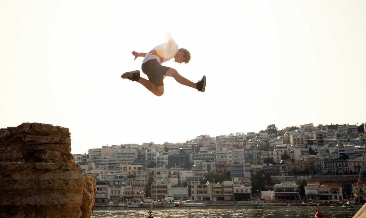 Ο κορυφαίος διεθνής αγώνας freerunning στον Πειραιά (pics, vid)