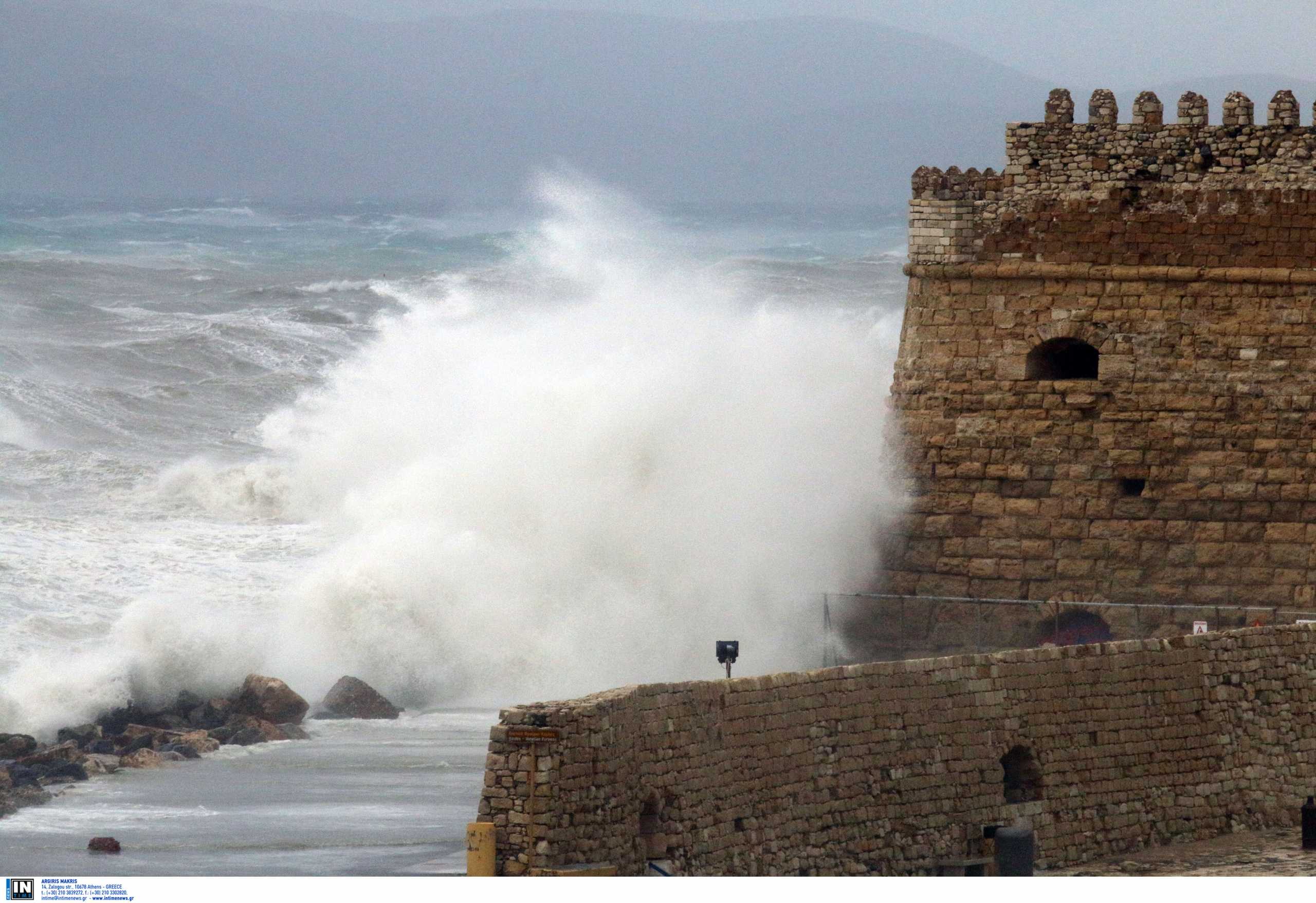 Κρήτη: «Έσβησε» ο 10χρονος που παρασύρθηκε από κύματα σε παραλία του Ηρακλείου