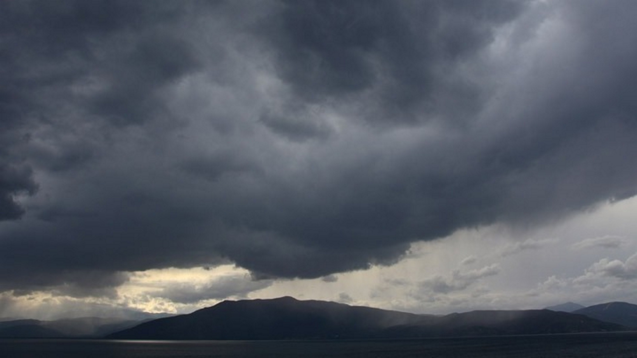 Καιρός αύριο: Βροχές και τη Μεγάλη Τρίτη (19/04/22)