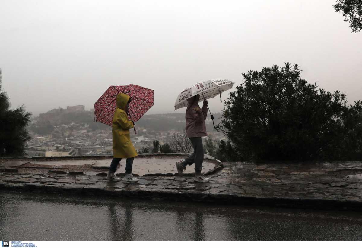 Καιρός σήμερα: 1η Δεκεμβρίου με τοπικές βροχές και χιόνια – Πού θα αγγίξει ο υδράργυρος το μηδέν