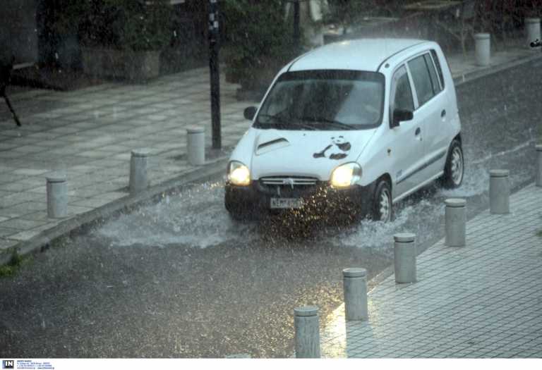 Καιρός – Meteo: Βροχές και τοπικές καταιγίδες και στην Αττική – Πού θα ρίξει χαλάζι