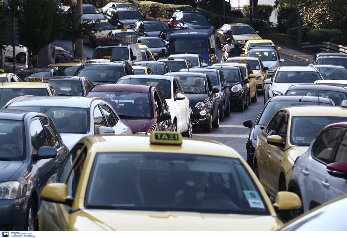 20 (κακές) συνήθειες που πολλοί άνθρωποι βρίσκουν εξαιρετικά ενοχλητικές