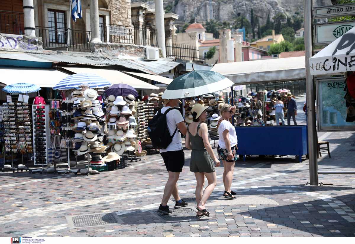 Προνόμια εμβολιασμένων: Στις 12:00 οι ανακοινώσεις από τον πρωθυπουργό