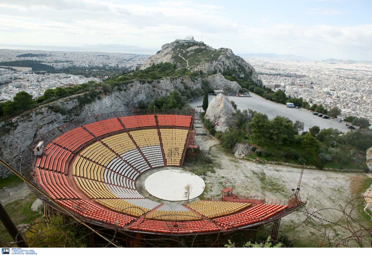 Λυκαβηττός: Ανοίγει ο δρόμος για την ανάπλαση του λόφου και την επαναλειτουργία του θεάτρου