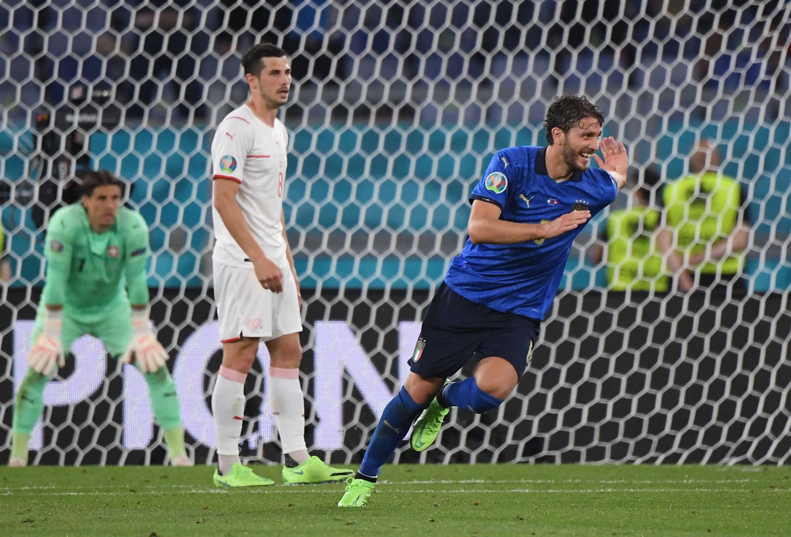 Soccer Football - Euro 2020 - Group A - Italy v Switzerland - Stadio Olimpico, Rome, Italy - June 16, 2021 Italy's Manuel Locatelli celebrates scoring their second goal Pool via REUTERS