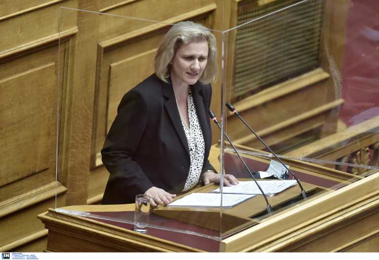 Η βουλευτής της ΝΔ ξέσπασε γιατί έγινε σε μια νύχτα πρώην