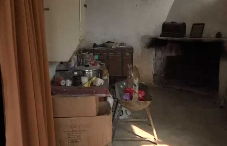 Σοκ στο Μαρκόπουλο: Κουκουλοφόρος επιτέθηκε σε γυναίκα μέσα στο σπίτι της