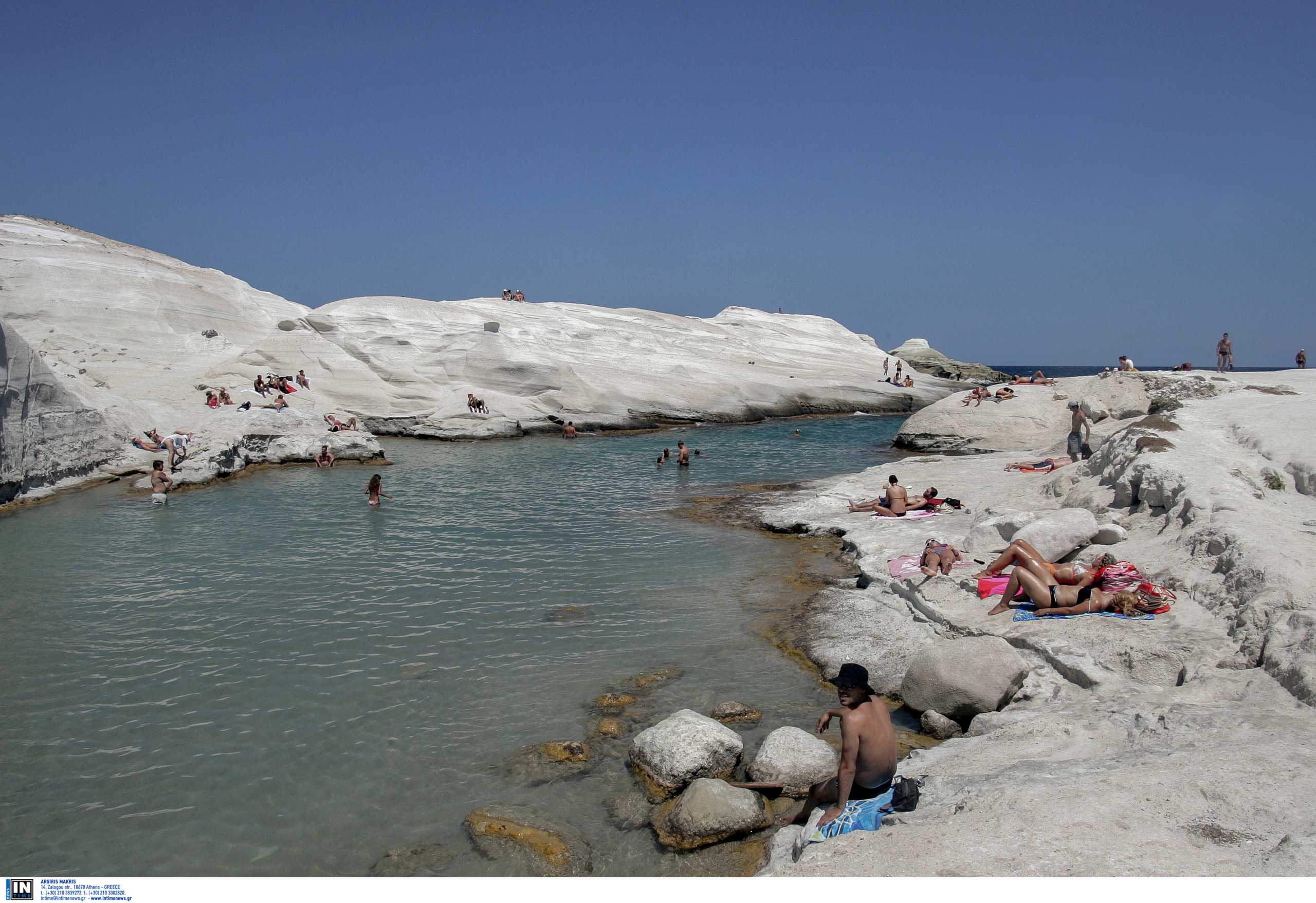 Διεθνείς οίκοι μόδας… ψηφίζουν Μήλο