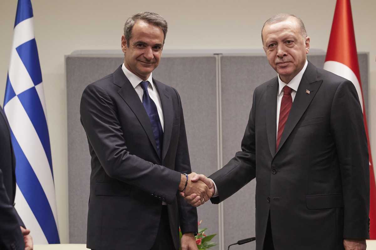 Όλα έτοιμα για τις διερευνητικές επαφές μεταξύ Ελλάδας και Τουρκίας – Το μήνυμα της συνάντησης Μητσοτάκη – Χαρις