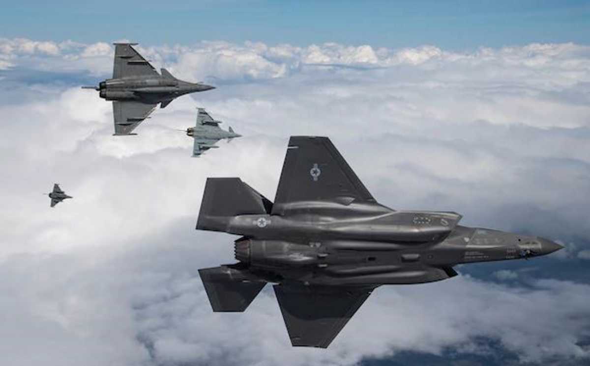 F-35 στην Ελλάδα: Αύριο το «πρώτο βήμα» για το νομοσχέδιο αμυντικής συνεργασίας με ΗΠΑ