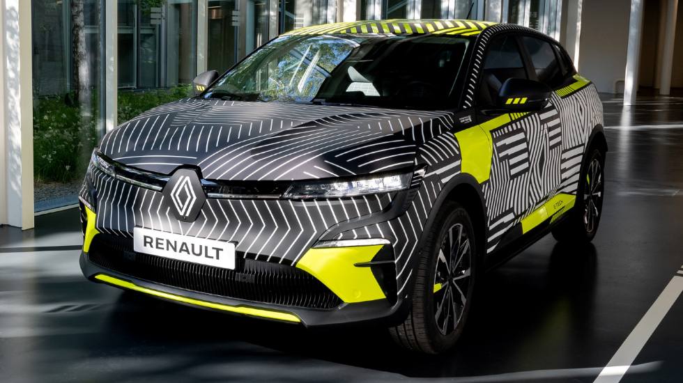 Πρώτη γεύση από το νέο ηλεκτρικό Renault Megane (pics)