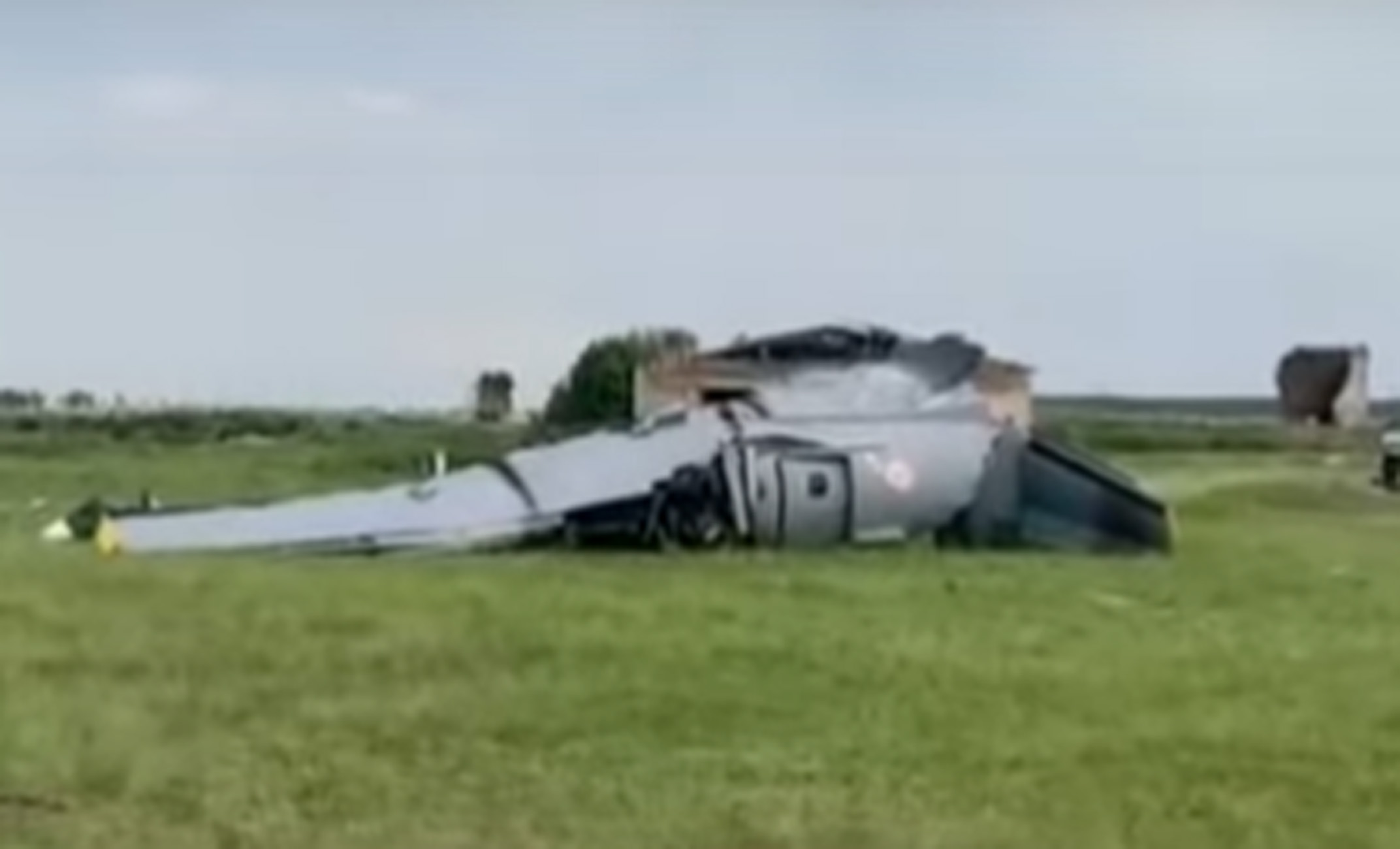 Συνετρίβη αεροπλάνο στη Ρωσία – 9 νεκροί και δεκάδες τραυματίες