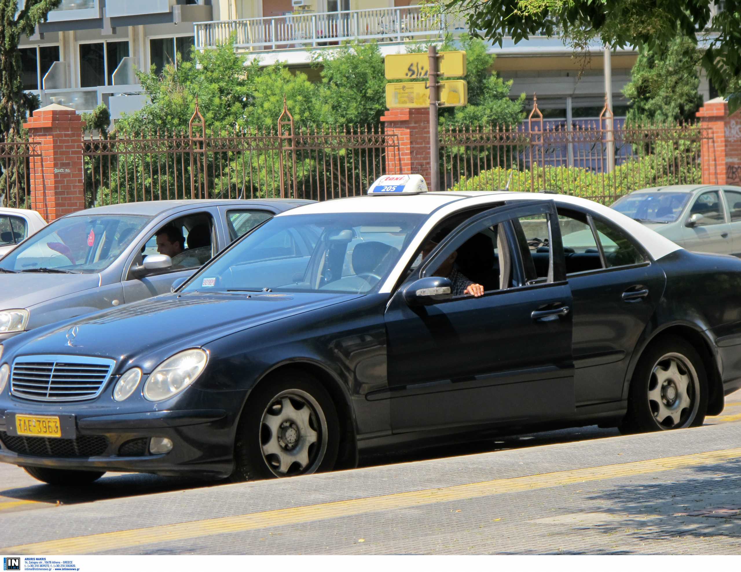 Φωκίδα: Έβαλε τη νεκρή μητέρα της σε ταξί για να την μεταφέρει στην Αρκαδία