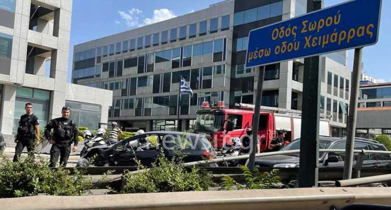 Σοβαρό τροχαίο στην Κηφισίας με τραυματίες - Ανασύρθηκε γυναίκα χωρίς τις αισθήσεις της