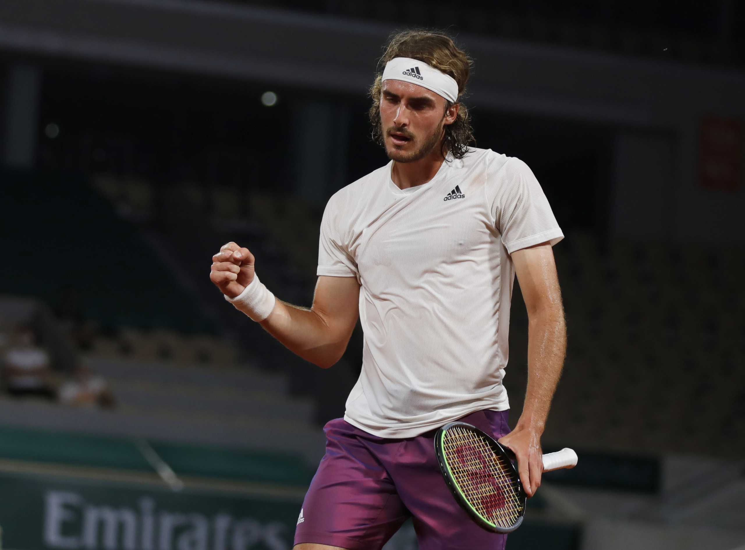 Tennis - French Open - Roland Garros, Paris, France - June 8, 2021 Greece's Stefanos Tsitsipas reacts during his quarter final match against Russia's Daniil Medvedev REUTERS