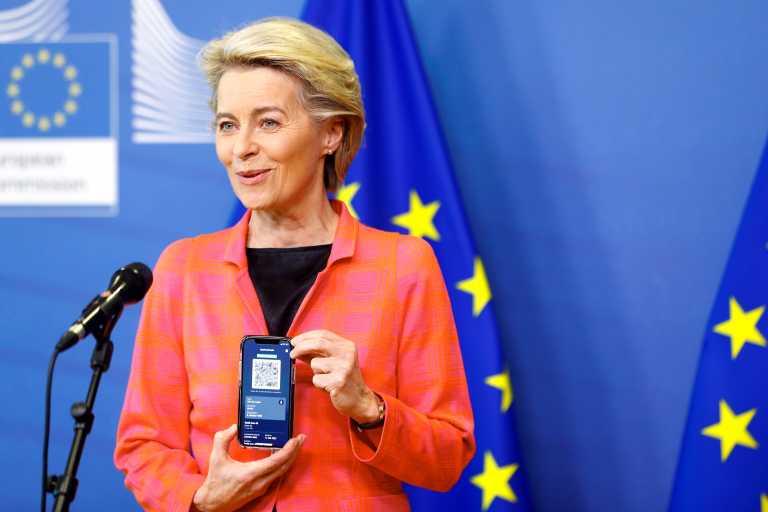 «Έμεινε» στην Ισπανία η Ούρσουλα φον ντερ Λάιεν: Βλάβη στο αεροπλάνο της