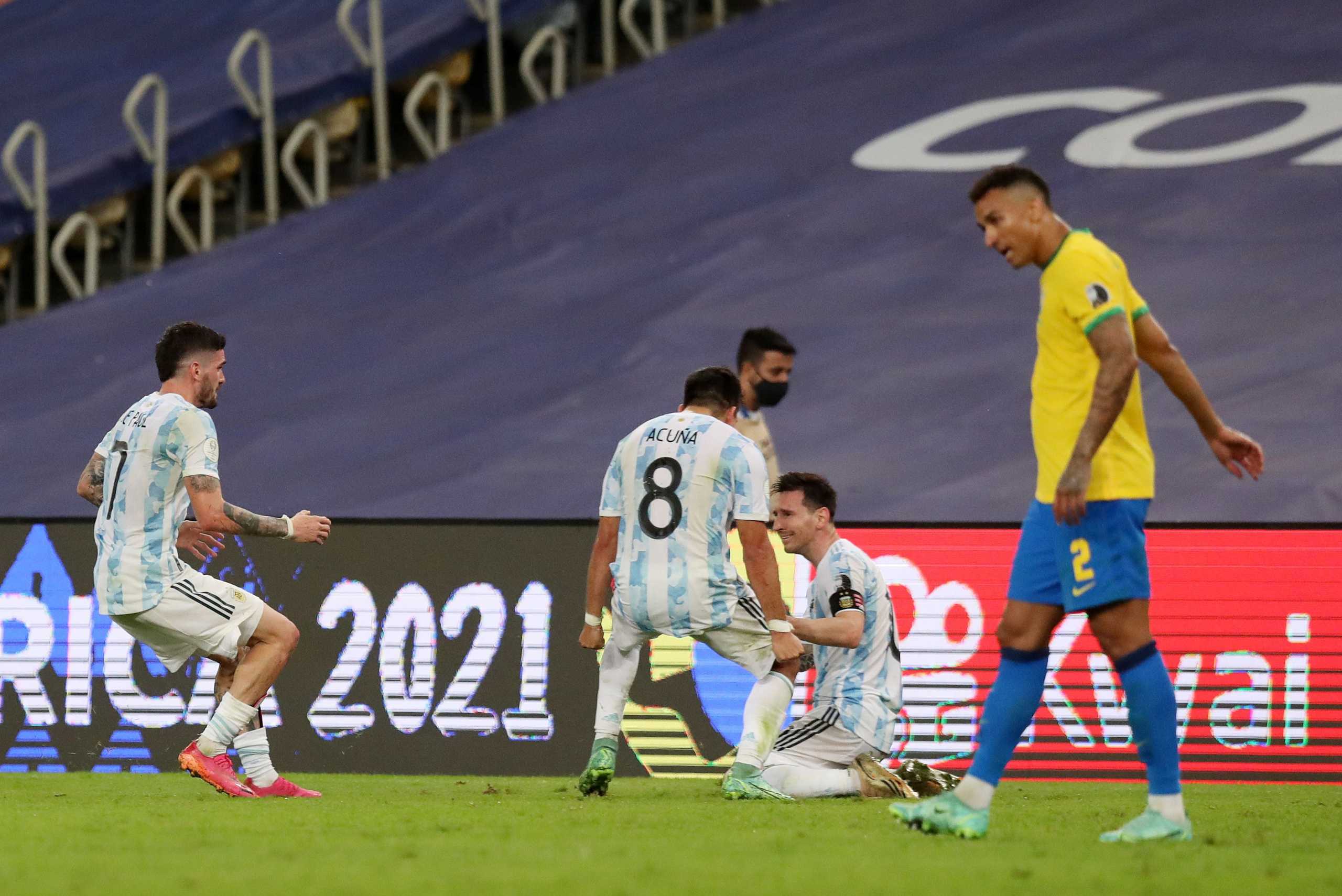 Soccer Football - Copa America  2021 - Final - Brazil v Argentina - Estadio Maracana, Rio de Janeiro, Brazil - July 10, 2021 Argentina players celebrate after winning the Copa America REUTERS