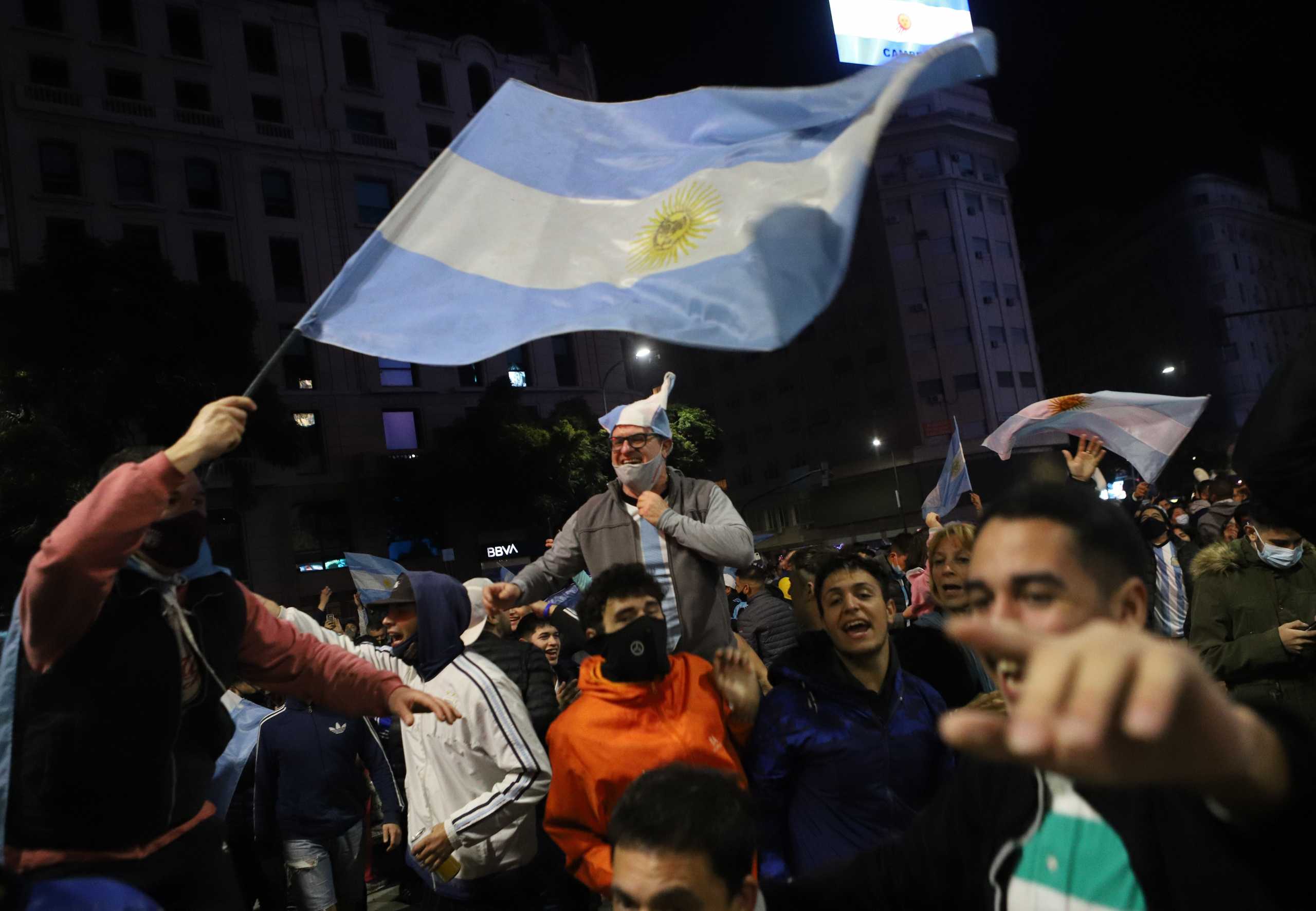 Soccer Football - Copa America  2021 - Fans celebrate in Buenos Aires after Argentina wins the Copa America - Buenos Aires, Argentina - July 10, 2021 Argentina fans celebrate after winning the Copa America REUTERS